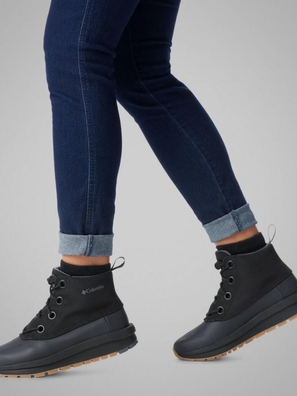 NEW Columbia Women’s Black Moritza Shield Hiking Duck Boots